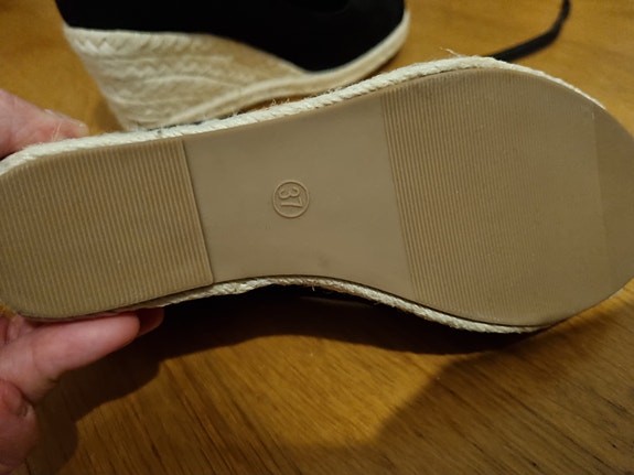 Product image 11 of 16