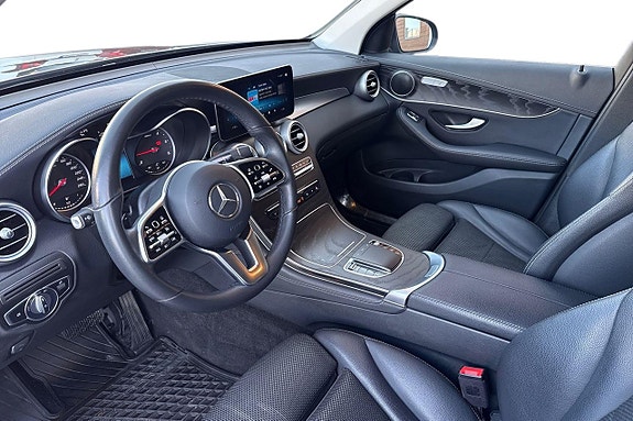 Mercedes-Benz GLC200 d 13 of 29