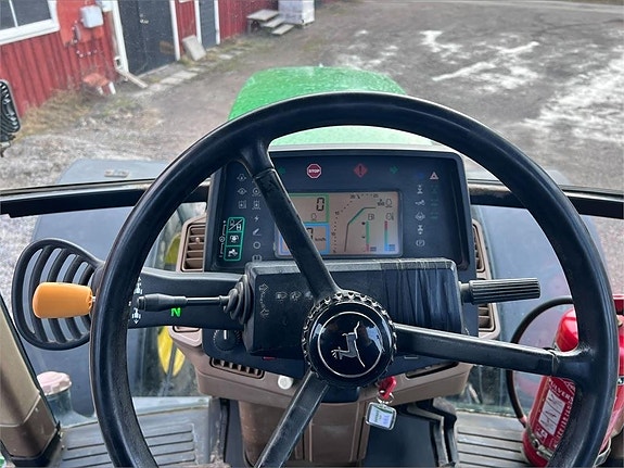 John Deere 7710 7 of 7