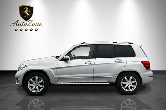 Mercedes-Benz GLK220 4 of 5