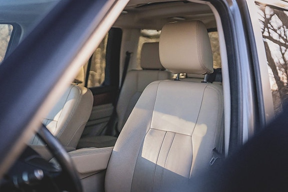 Land Rover Discovery 4 16 of 30