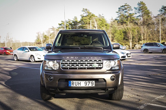 Land Rover Discovery 4 10 of 30