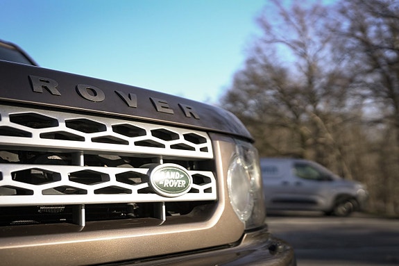 Land Rover Discovery 4 11 of 30