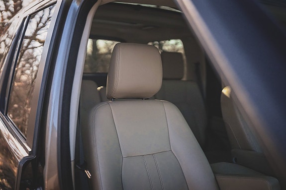 Land Rover Discovery 4 22 of 30