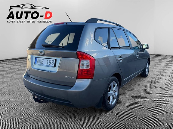 Kia Carens 5 of 5