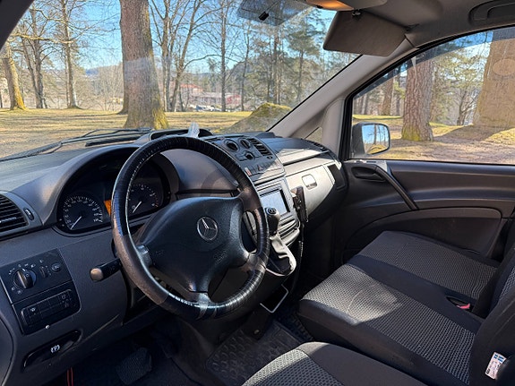 Mercedes-Benz Vito 113 8 of 12