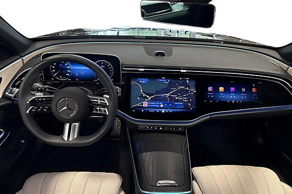 Mercedes-Benz E300 de 9 of 14