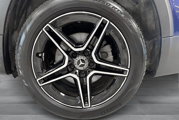 Mercedes-Benz GLB200 d 16 of 19