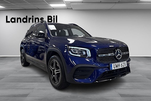 Mercedes-Benz GLB200 d 3 of 5