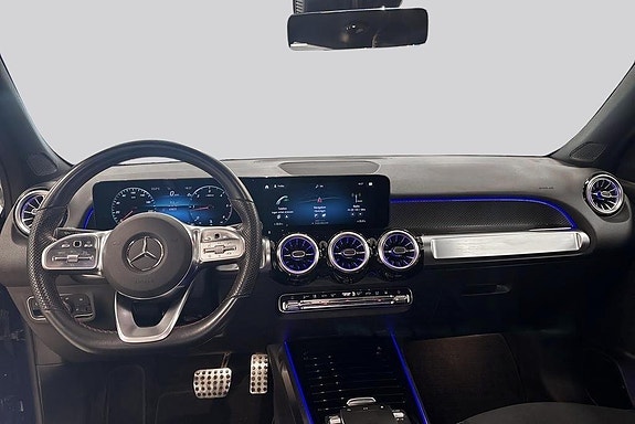 Mercedes-Benz GLB200 d 7 of 19