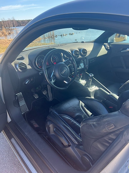 Audi TT 5 of 5