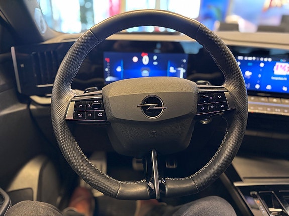 Opel Astra 16 of 20