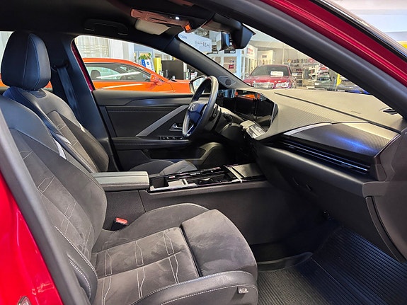 Opel Astra 9 of 20