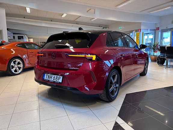Opel Astra 4 of 5