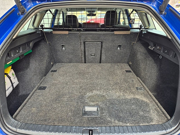 Skoda Octavia Scout 8 of 10