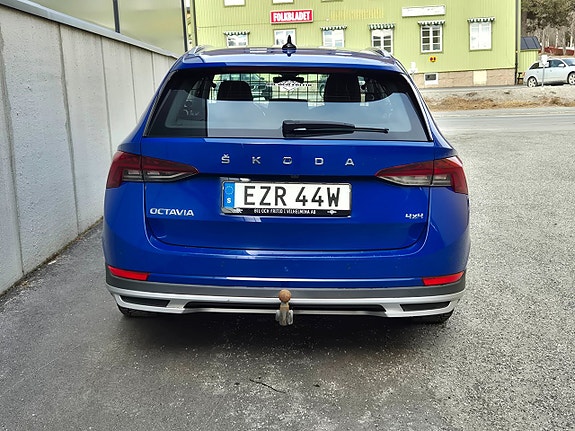 Skoda Octavia Scout 9 of 10