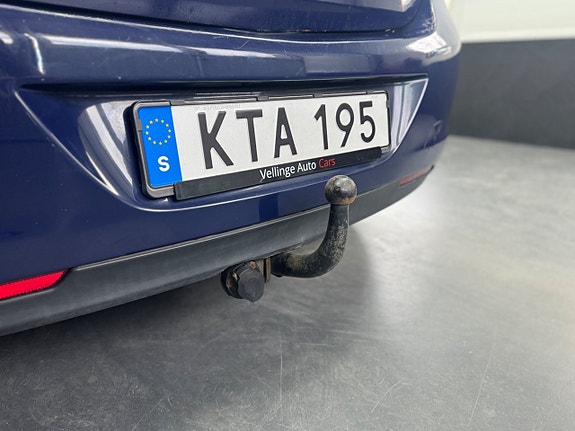 Opel Astra 9 of 10