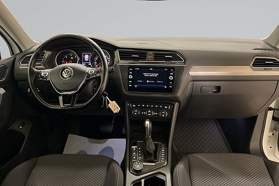 Volkswagen Tiguan Allspace 8 of 9