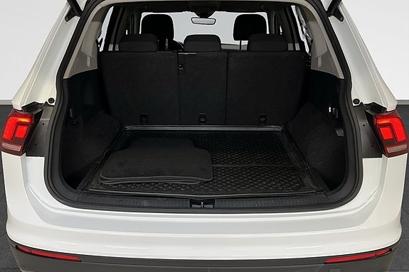 Volkswagen Tiguan Allspace 5 of 5
