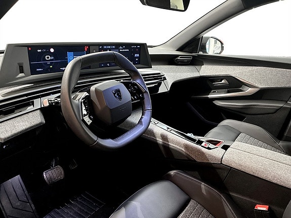Peugeot 5008 5 of 5