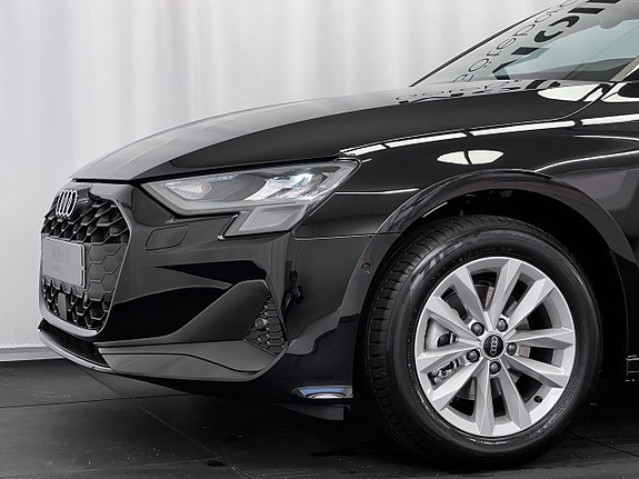 Audi A3 6 of 12