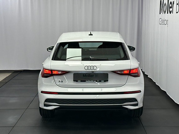 Audi A3 4 of 14