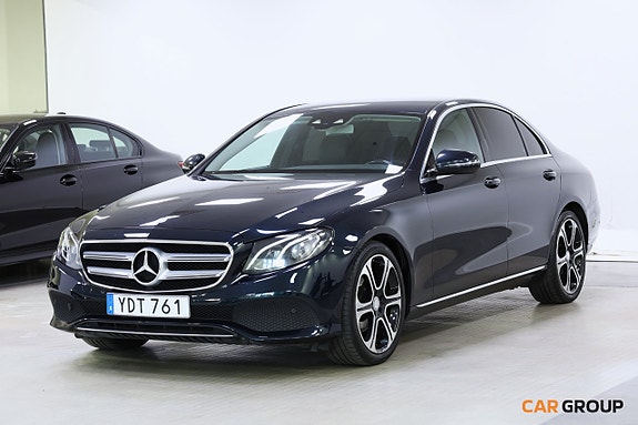Mercedes-Benz E220 d 2 of 5