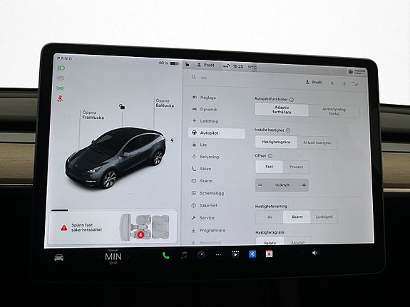 Tesla Model Y 19 of 30