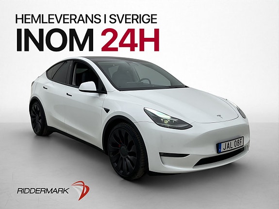 Tesla Model Y 4 of 5