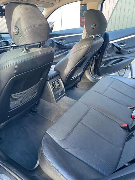 BMW 320d 5 of 5