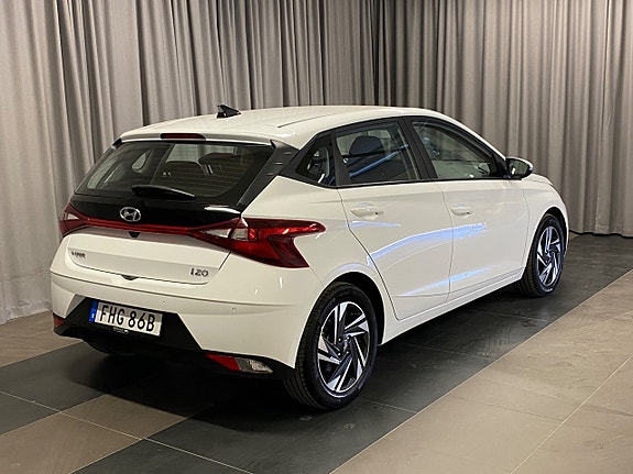Hyundai i20 3 of 5