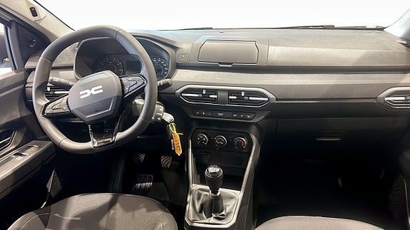 Dacia Sandero 4 of 5