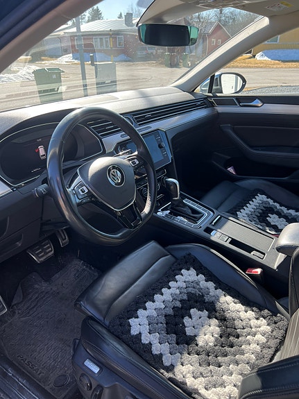 Volkswagen Passat Alltrack 4 of 4