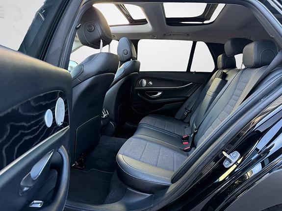 Mercedes-Benz E220 d 17 of 23