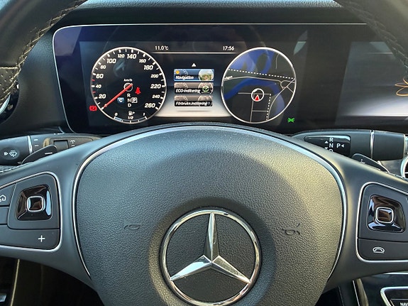 Mercedes-Benz E220 d 12 of 23