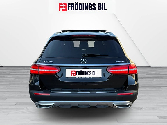 Mercedes-Benz E220 d 7 of 23