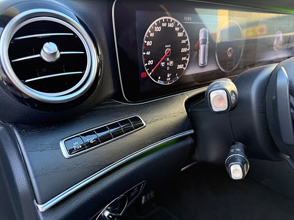 Mercedes-Benz E220 d 10 of 23