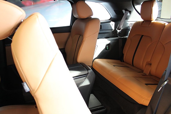 Mazda CX-80 6 of 14