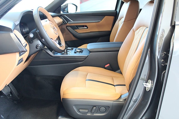 Mazda CX-80 8 of 14