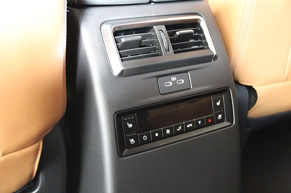 Mazda CX-80 7 of 14