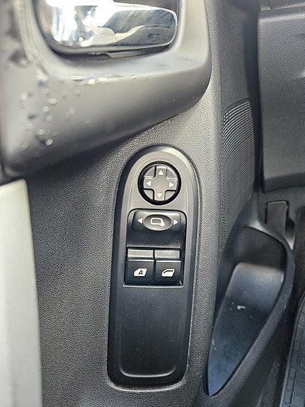 Citroen C3 9 of 18