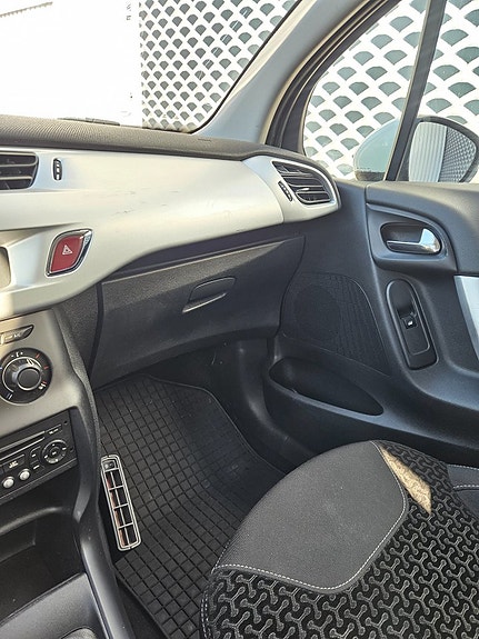 Citroen C3 13 of 18