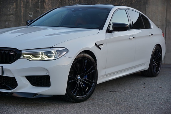 BMW M5 11 of 30