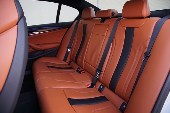 BMW M5 17 of 30