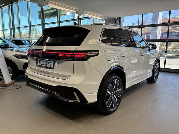 Volkswagen Tiguan 6 of 11