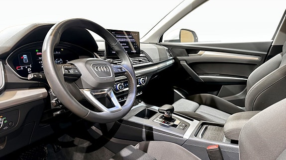 Audi Q5 7 of 22