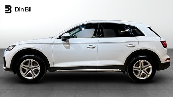 Audi Q5 2 of 5