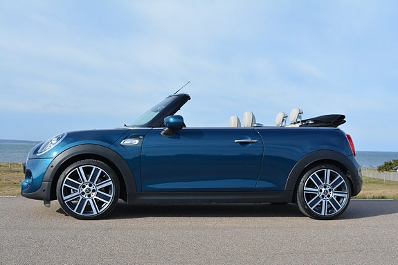 MINI Cooper S 6 of 30