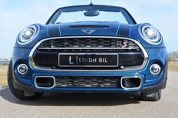 MINI Cooper S 5 of 5