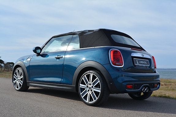 MINI Cooper S 8 of 30